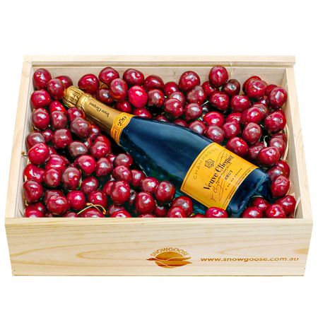 Cherry & Veuve