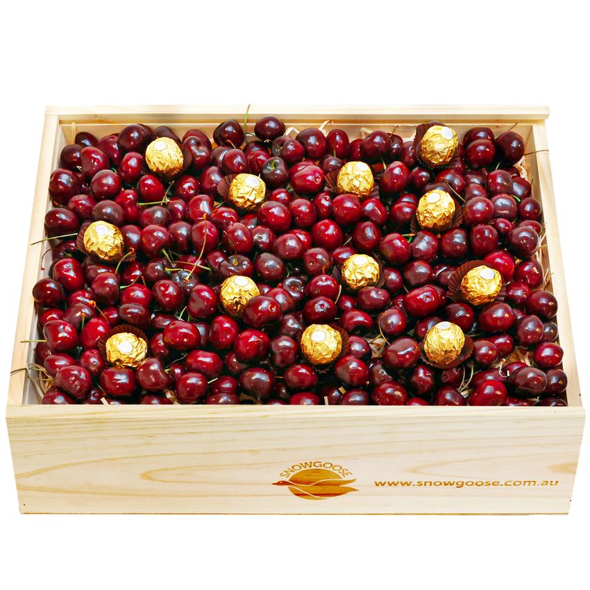 Cherry & Ferreros Large